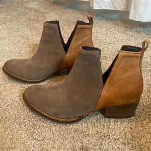 Women’s booties